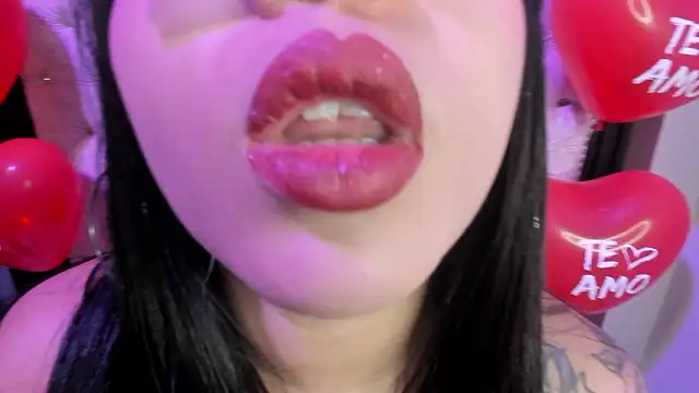 Sexy cristall  online show from 02-19-26, 07:33