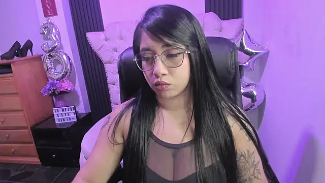 Sexy cristall  online show from 05-05-26, 08:23