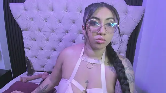 Sexy cristall  online show from 03-12-26, 01:11