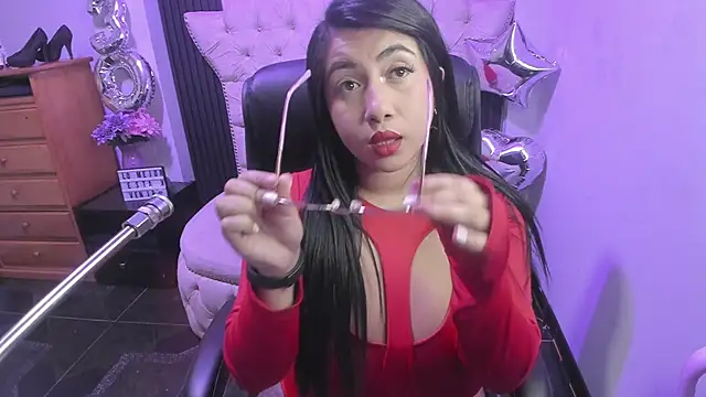 Sexy cristall  online show from 05-11-26, 07:00