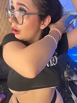 LylaLee111 online show from 11-23-25, 02:16