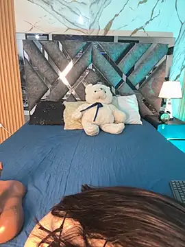 LylaLee111 online show from 10-03-25, 01:01