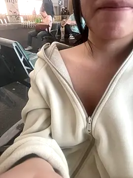 zqq5522 online show from 12-04-25, 08:46