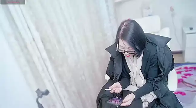 MaMa 1960 online show from 02-01-25, 01:34