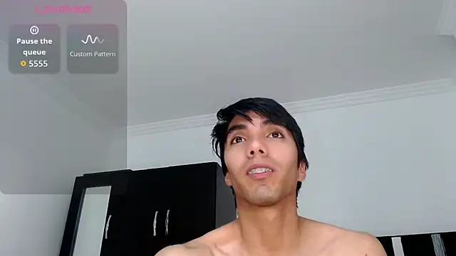 Snapshot of Marcosdfreitas chatting on 09-18-25, 12:35 Marcosdfreitas online show from 09-18-25, 12:35