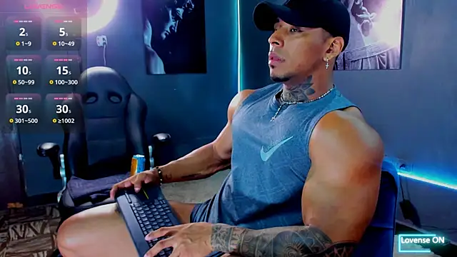 Snapshot of bradley_smith chatting on 09-18-25, 03:53 bradley smith online show from 09-18-25, 03:53
