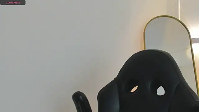 Snapshot of bradley_smith chatting on 09-23-25, 03:24 bradley smith online show from 09-23-25, 03:24