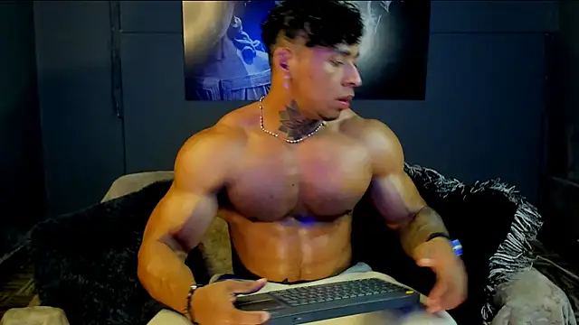 bradley smith online show from 12-18-25, 08:01