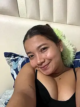 queen angelique online show from 01-17-26, 02:37