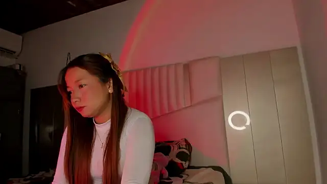 queen angelique online show from 11-25-25, 02:01