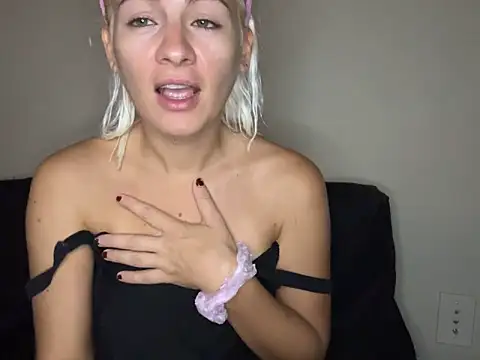 girlfriendmissy online show from 09-28-25, 05:53