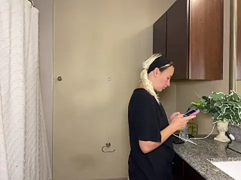 girlfriendmissy online show from 03-19-26, 06:52