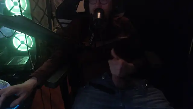 chicostick413 online show from 04-28-26, 06:29