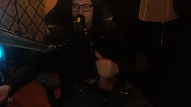 chicostick413 online show from 02-11-26, 12:32