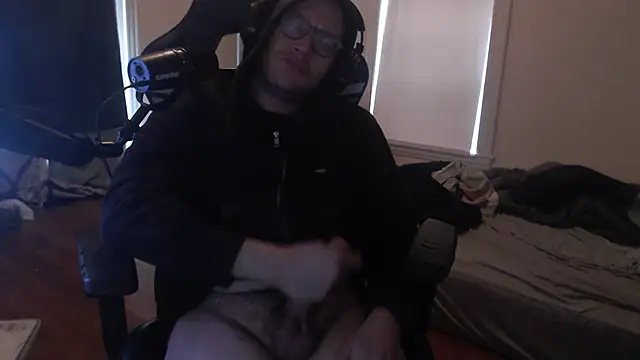 chicostick413 online show from 10-29-25, 05:12