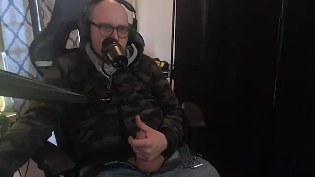 chicostick413 online show from 03-25-26, 02:38