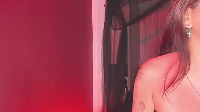 KylieMaxwell online show from 12-19-25, 01:13