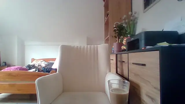 ReifeVenna online show from 10-01-25, 10:41