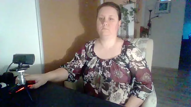 ReifeVenna online show from 12-19-24, 03:41