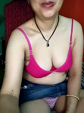 Snapshot of SAXYTannuja chatting on 02-26-25, 10:49 SAXYTannuja online show from 02-26-25, 10:49