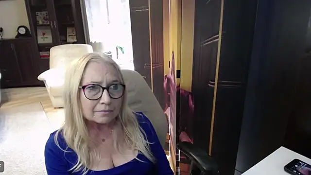 Snapshot of sofia_xkiss chatting on 07-06-26, 01:51 sofia xkiss online show from 07-06-26, 01:51