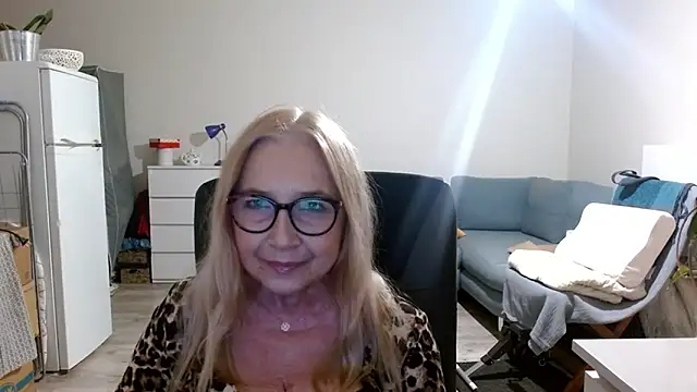 sofia xkiss online show from 03-17-25, 09:35