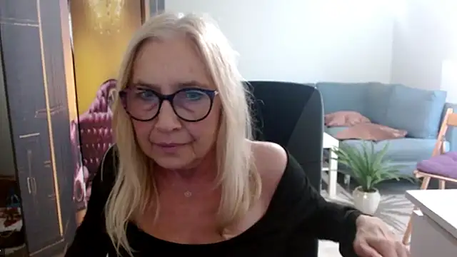 sofia xkiss online show from 09-15-25, 01:55