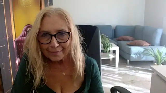 sofia xkiss online show from 09-09-25, 01:42