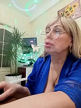 Snapshot of SusieNoreen chatting on 03-20-25, 07:58 SusieNoreen online show from 03-20-25, 07:58