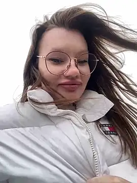 Snapshot of justmila chatting on 03-17-25, 02:34 justmila online show from 03-17-25, 02:34