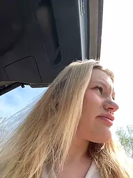 justmila online show from 03-25-26, 10:25