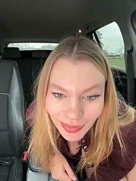 justmila online show from 11-21-25, 12:15