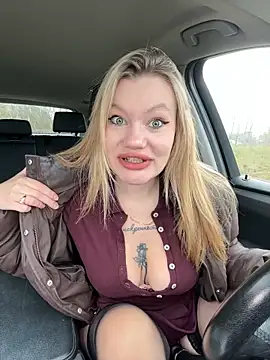 justmila online show from 11-18-25, 12:19