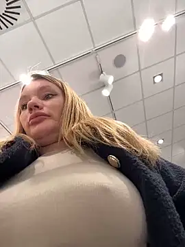 justmila online show from 10-26-25, 01:22