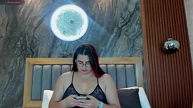 BellaPeers  online show from 10-24-25, 12:04