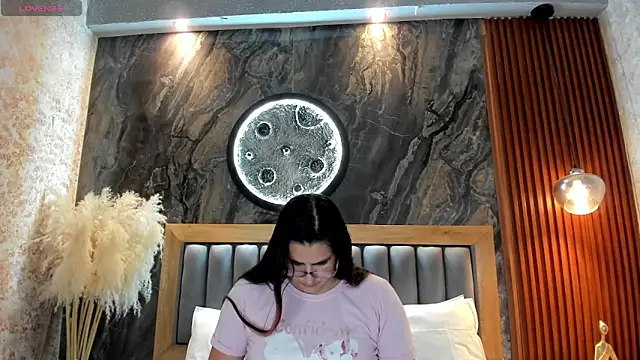 BellaPeers  online show from 06-01-26, 11:43
