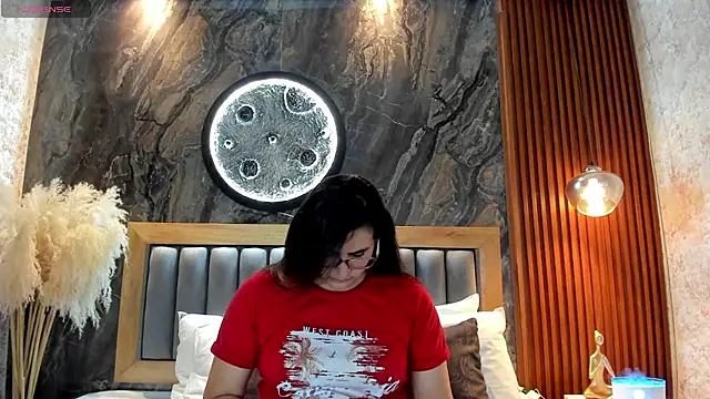 BellaPeers  online show from 05-17-26, 11:32