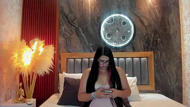 BellaPeers  online show from 11-20-25, 11:55