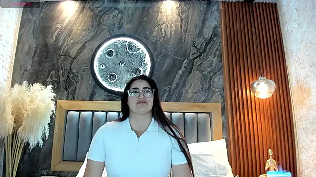 BellaPeers  online show from 05-12-26, 10:43