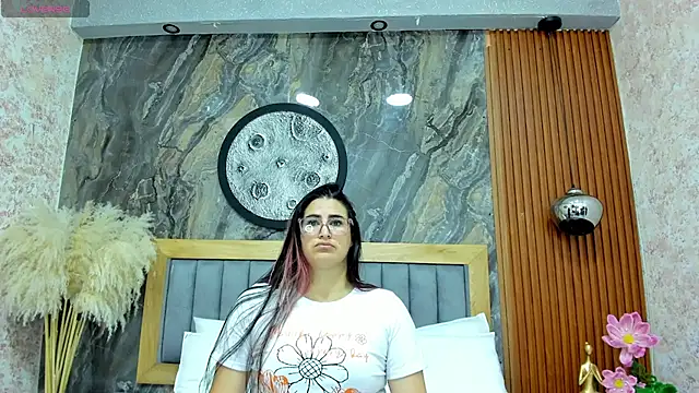 BellaPeers  online show from 04-28-26, 10:41
