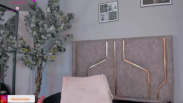 Snapshot of Maaracooper chatting on 03-07-25, 04:11 Maaracooper online show from 03-07-25, 04:11