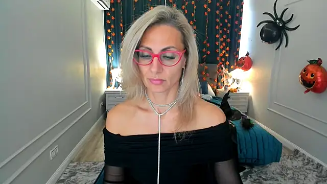 MuseOfStage online show from 10-10-25, 11:33