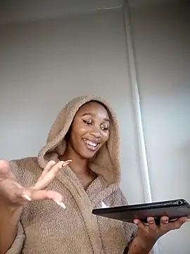 Shria107 online show from 11-26-25, 12:05