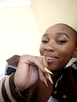 Shria107 online show from 11-02-25, 08:14