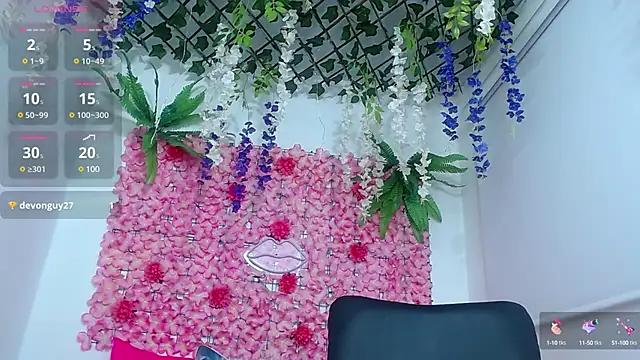 BLONDE SEXYHOT online show from 03-12-25, 12:04