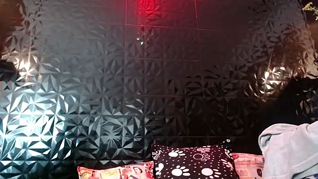 BLONDE SEXYHOT online show from 10-07-25, 06:14