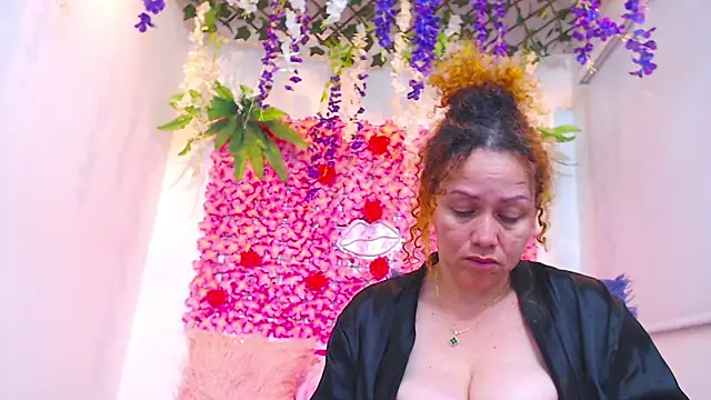 BLONDE SEXYHOT online show from 11-25-25, 11:37