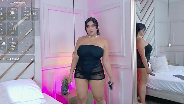 Kendall-Moll online show from 06-19-26, 02:34