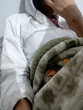 catreena online show from 12-04-25, 07:02