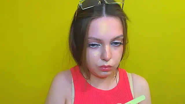 miss merciless  online show from 05-25-26, 05:55